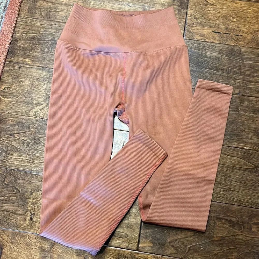 Spiritual Gangster Deep Rust Metta Ribbed Legging, XS/S!